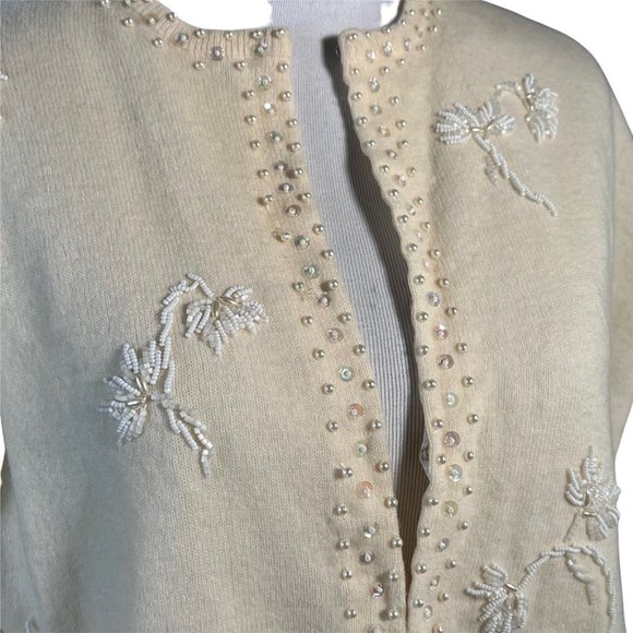 Vintage 50s Beaded Cardigan 40 / Medium Cream Lambswool Angora Pinup Rockabilly - Picture 2 of 12